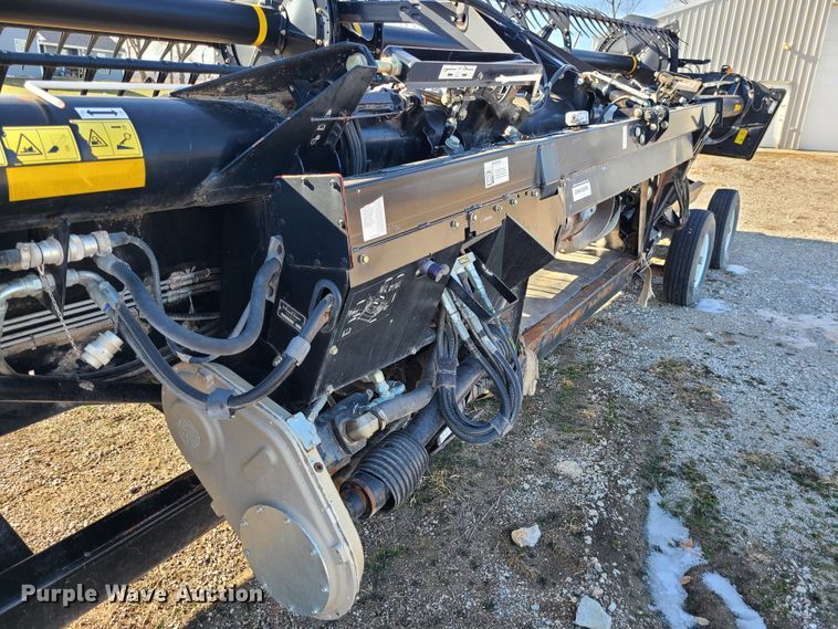 image for item FW9742 2014 MacDon FDS75-S  flex draper head