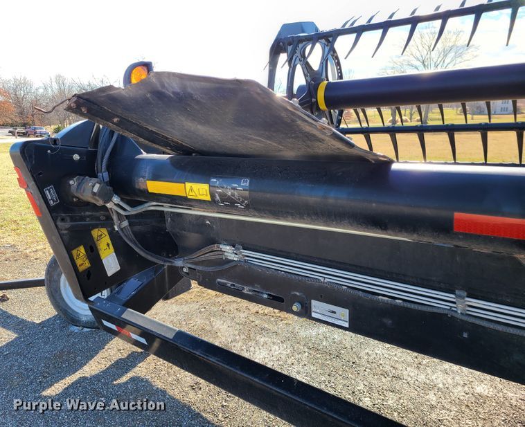 image for item FW9742 2014 MacDon FDS75-S  flex draper head