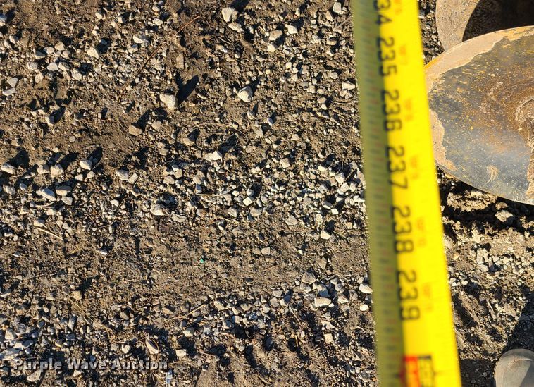 image for item GB9163 John Deere 630  tandem off-set disk