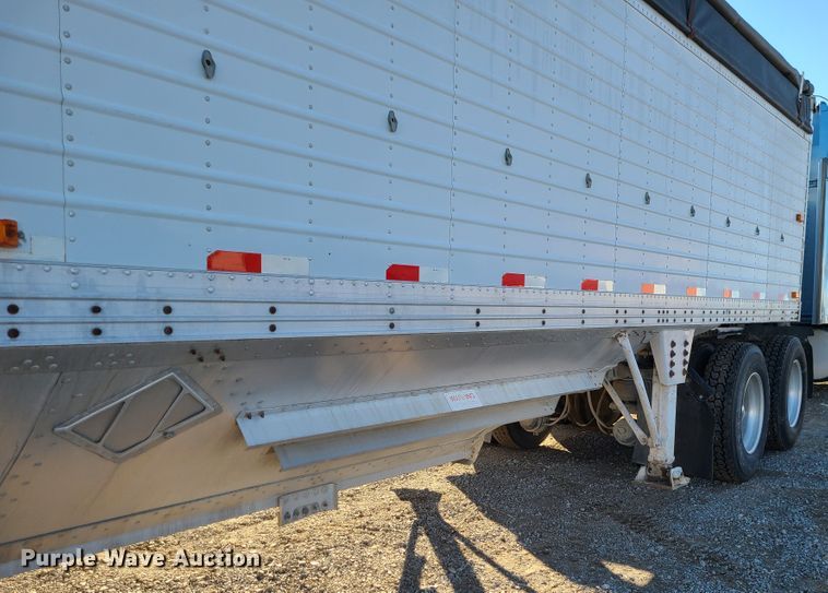 image for item GB9165 1985 Timpte  grain trailer