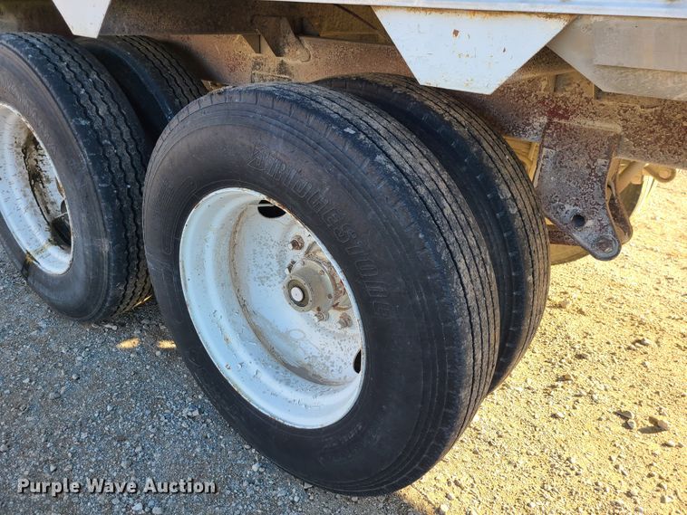 image for item GB9165 1985 Timpte  grain trailer