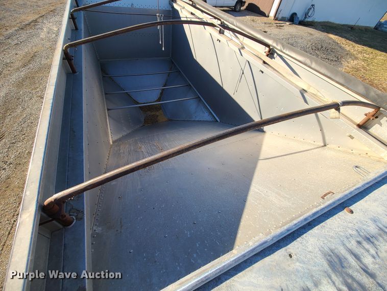 image for item GB9165 1985 Timpte  grain trailer