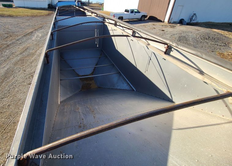 image for item GB9165 1985 Timpte  grain trailer