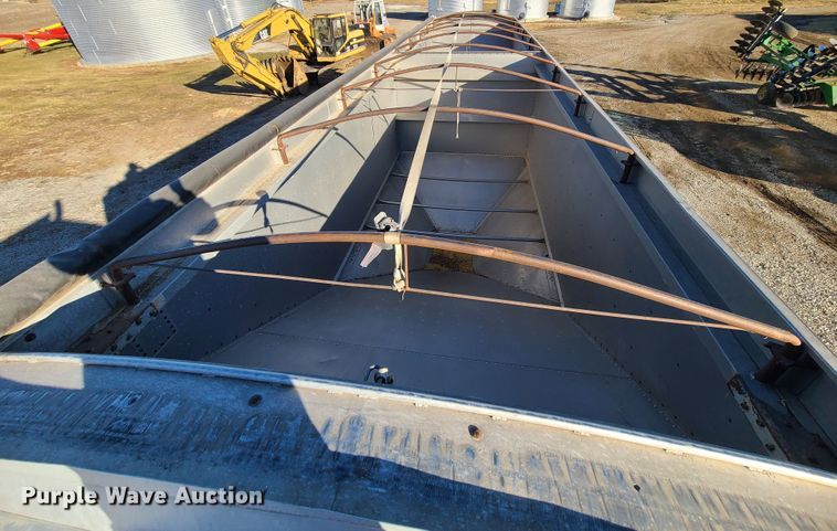 image for item GB9165 1985 Timpte  grain trailer