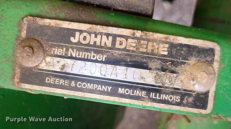 image for item GB9172 John Deere 7200 Max Emerge II  no-till planter