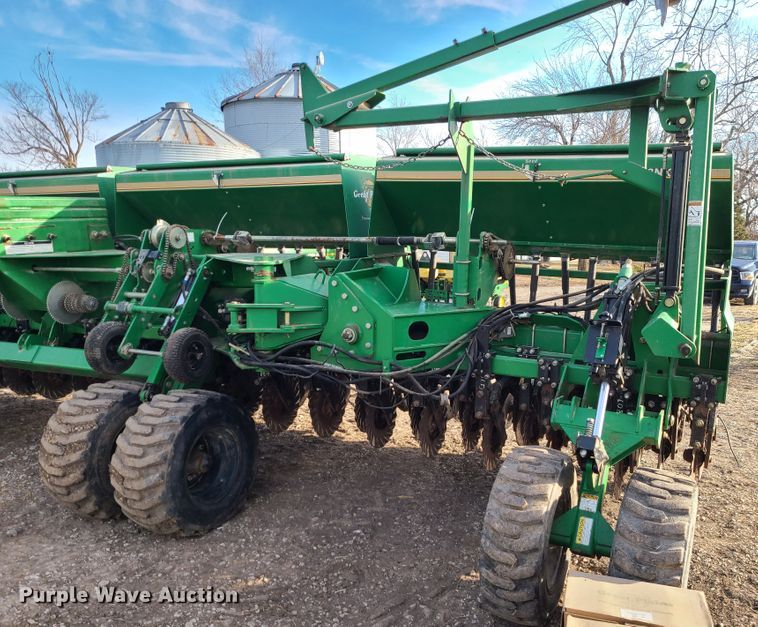 image for item GB9173 Great Plains 3N-3010P  grain drill
