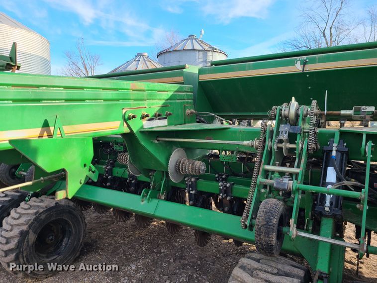 image for item GB9173 Great Plains 3N-3010P  grain drill