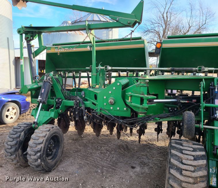 image for item GB9173 Great Plains 3N-3010P  grain drill