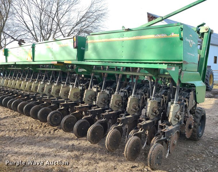 image for item GB9173 Great Plains 3N-3010P  grain drill
