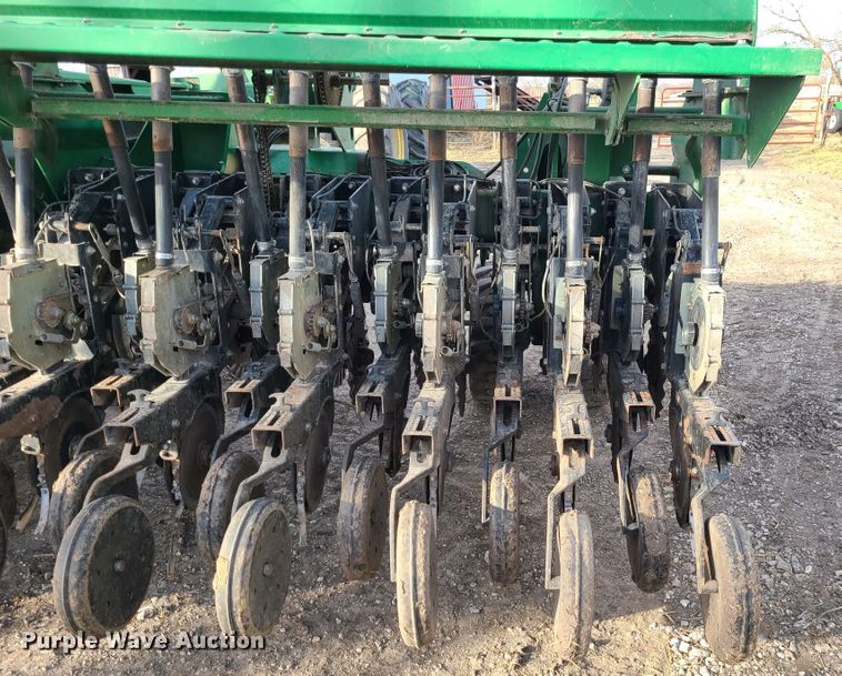 image for item GB9173 Great Plains 3N-3010P  grain drill