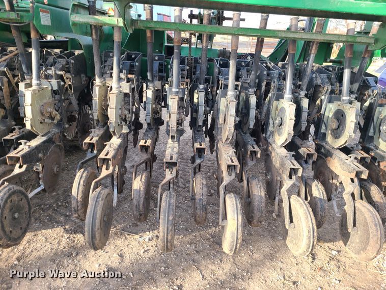 image for item GB9173 Great Plains 3N-3010P  grain drill