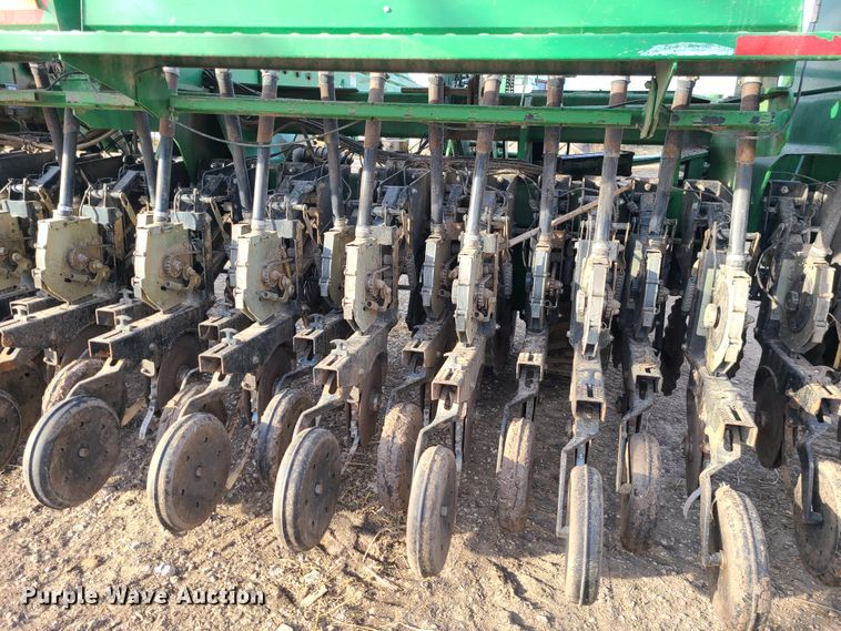image for item GB9173 Great Plains 3N-3010P  grain drill