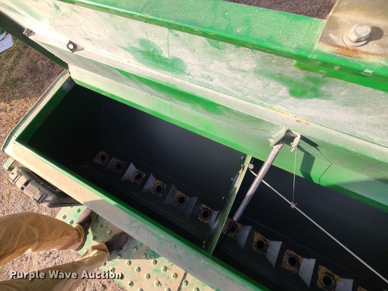 image for item GB9173 Great Plains 3N-3010P  grain drill