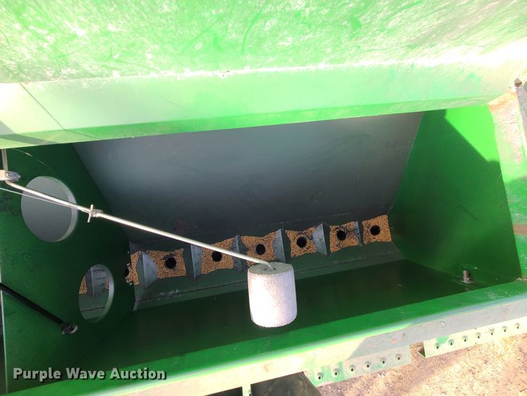 image for item GB9173 Great Plains 3N-3010P  grain drill