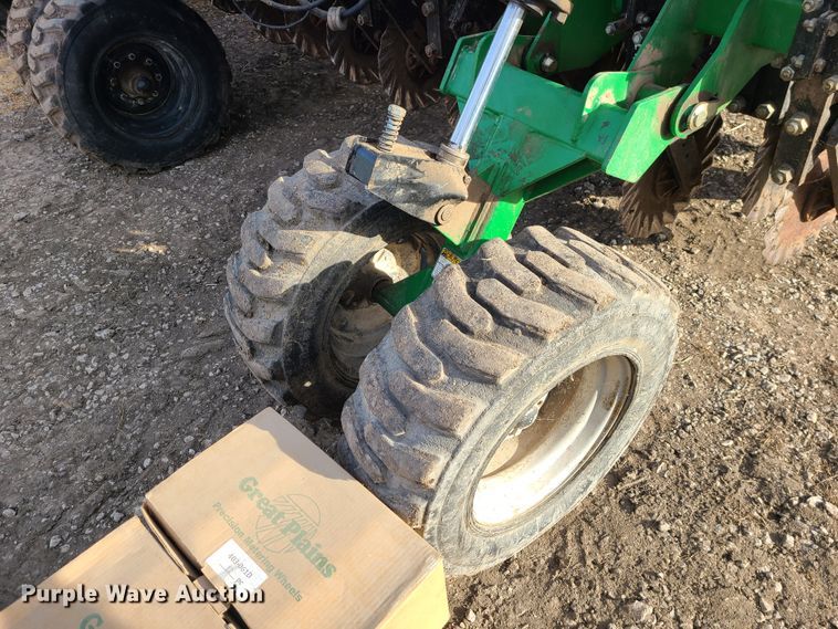 image for item GB9173 Great Plains 3N-3010P  grain drill