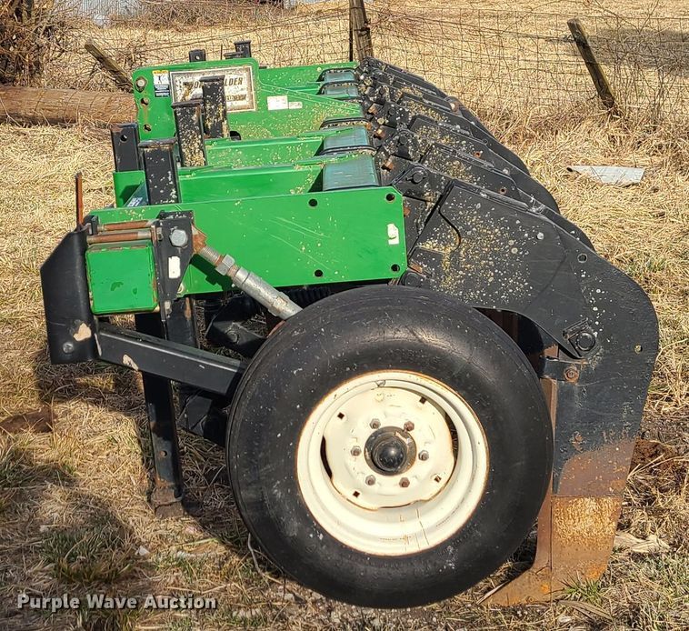 image for item GB9174 Unverferth Zone builder  in-line ripper