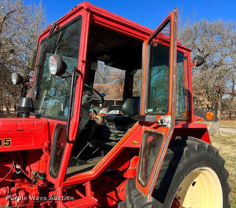 image for item ID9615 Belarus 805  tractor