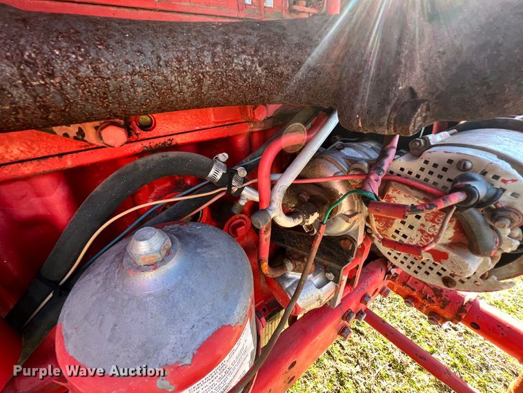 image for item ID9615 Belarus 805  tractor