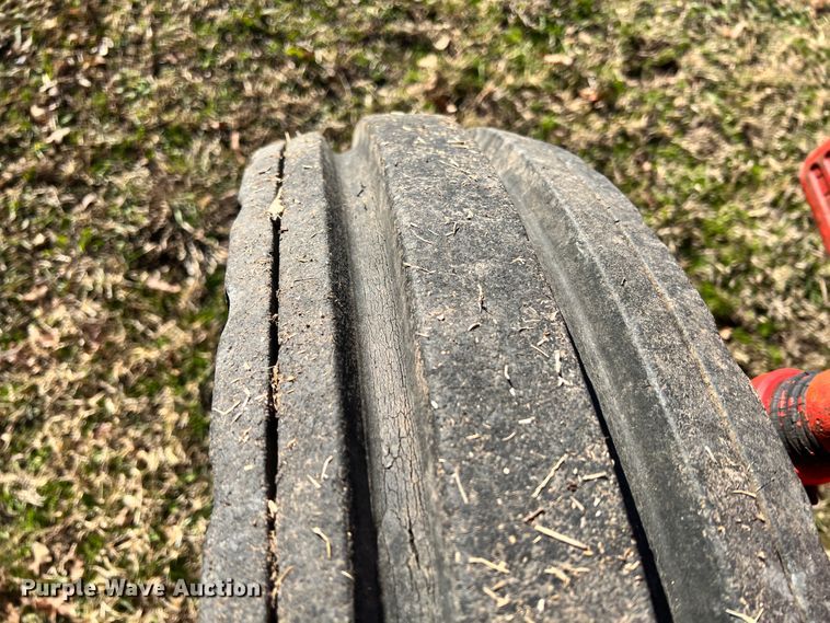 image for item ID9615 Belarus 805  tractor