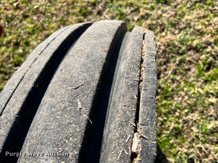 image for item ID9615 Belarus 805  tractor