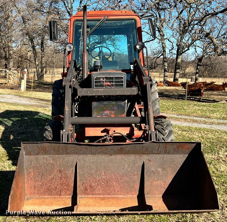 image for item ID9617 Belarus 822  MFWD tractor