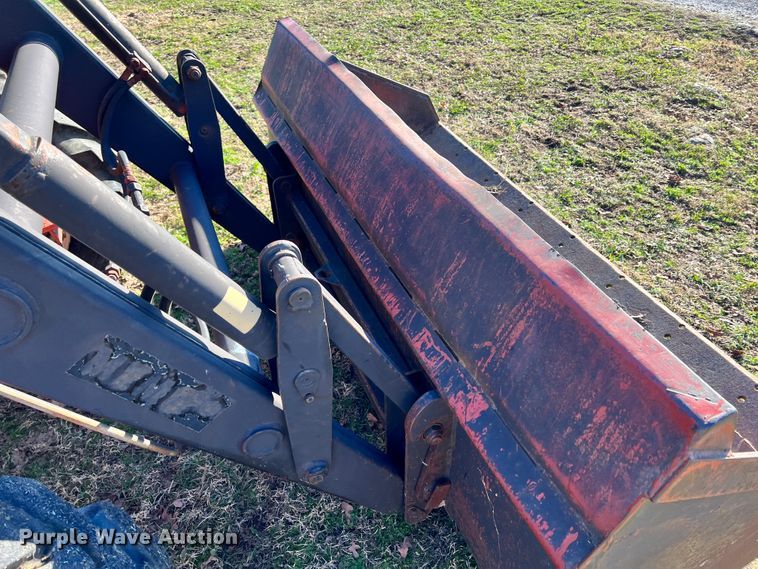 image for item ID9617 Belarus 822  MFWD tractor