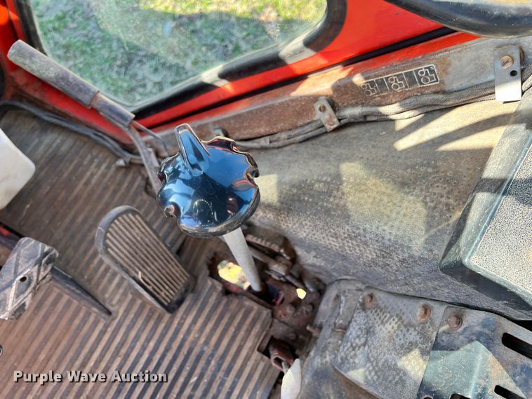 image for item ID9617 Belarus 822  MFWD tractor