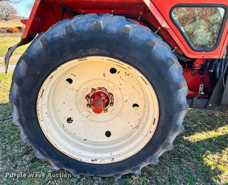 image for item ID9617 Belarus 822  MFWD tractor