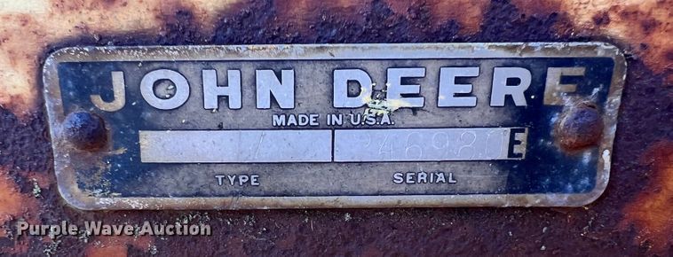 image for item ID9621 John Deere 640  hay rake