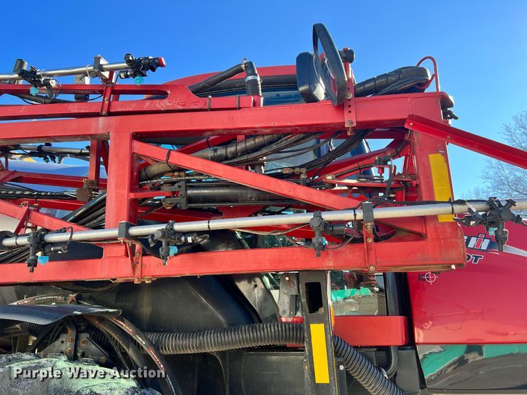 image for item ID9636 2015 Case IH Patriot 3340  sprayer