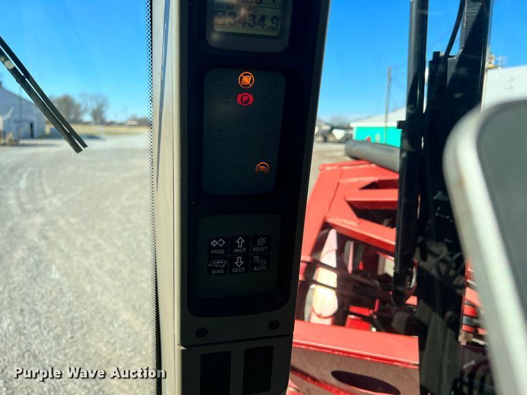 image for item ID9636 2015 Case IH Patriot 3340  sprayer