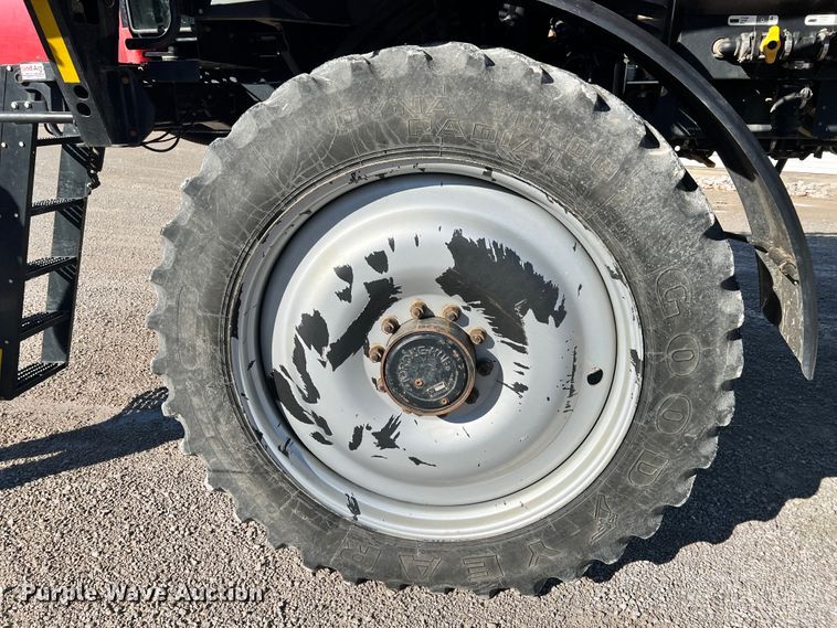 image for item ID9636 2015 Case IH Patriot 3340  sprayer