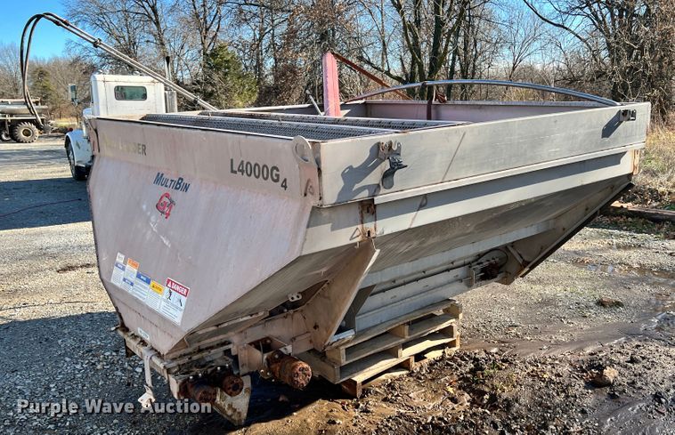 image for item ID9638 New Leader L4000G  spreader bed