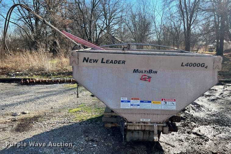 image for item ID9638 New Leader L4000G  spreader bed