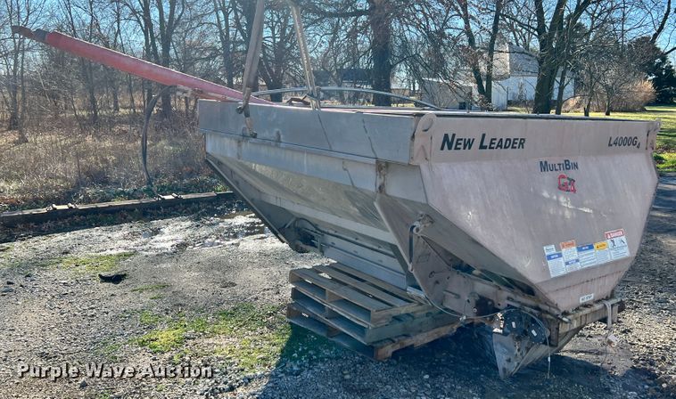 image for item ID9638 New Leader L4000G  spreader bed