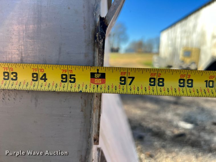 image for item ID9638 New Leader L4000G  spreader bed