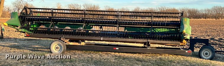 image for item ID9650 1998 John Deere 925  flex head