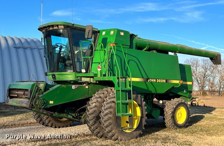 image for item ID9651 1996 John Deere 9600  RWA combine