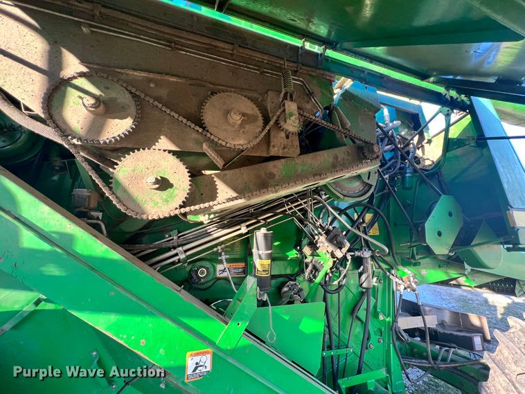 image for item ID9651 1996 John Deere 9600  RWA combine