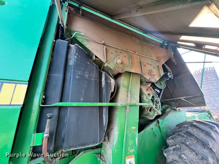 image for item ID9651 1996 John Deere 9600  RWA combine