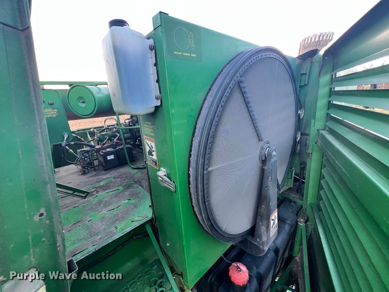 image for item ID9651 1996 John Deere 9600  RWA combine