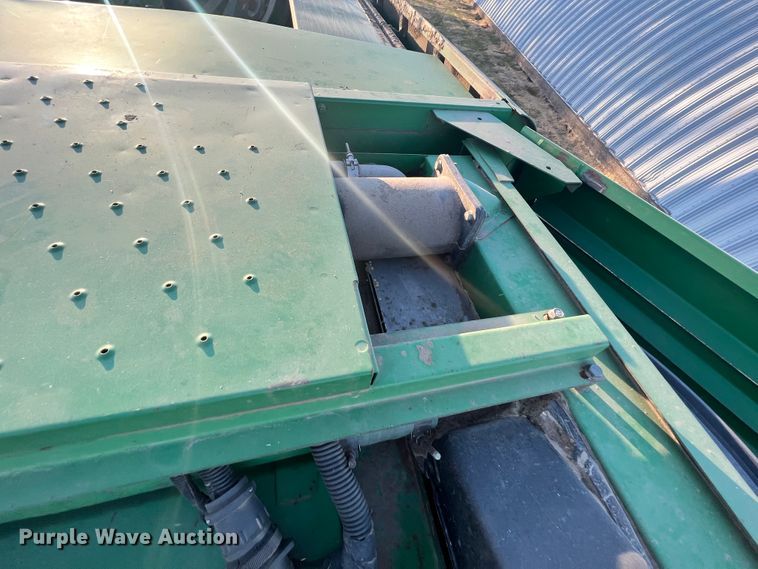 image for item ID9651 1996 John Deere 9600  RWA combine