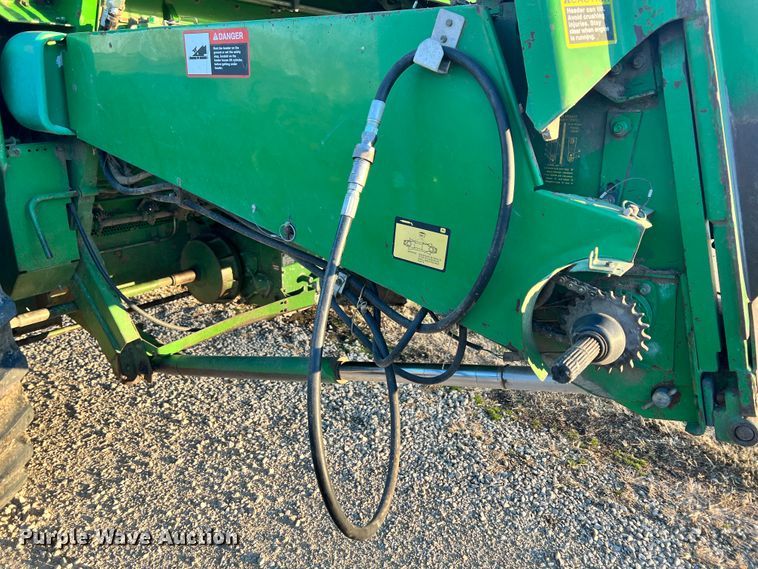 image for item ID9651 1996 John Deere 9600  RWA combine