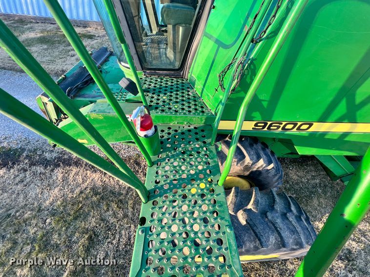 image for item ID9651 1996 John Deere 9600  RWA combine