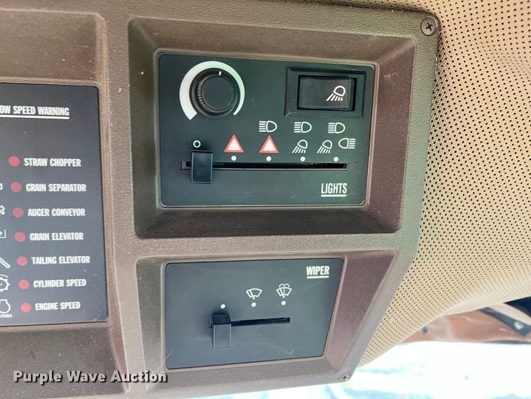 image for item ID9651 1996 John Deere 9600  RWA combine