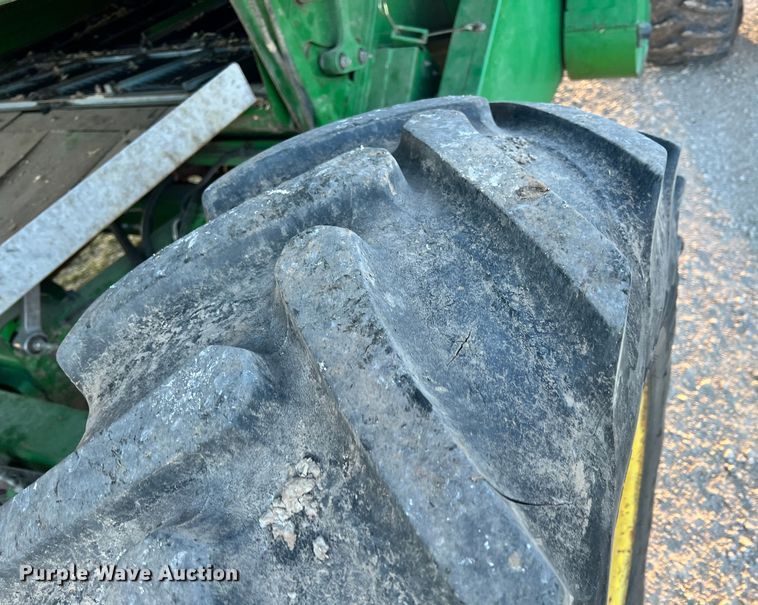 image for item ID9651 1996 John Deere 9600  RWA combine