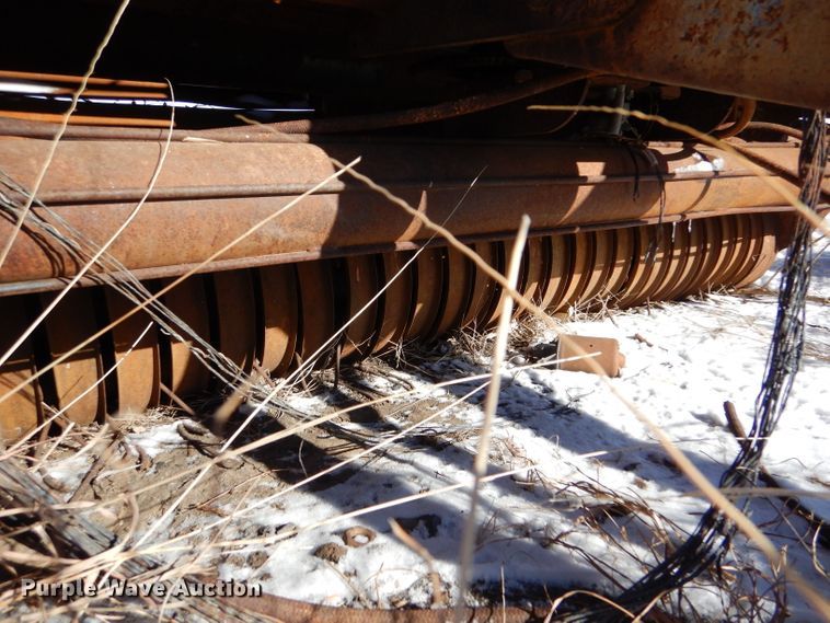 image for item IE9525 2014 New Holland RB560  round baler