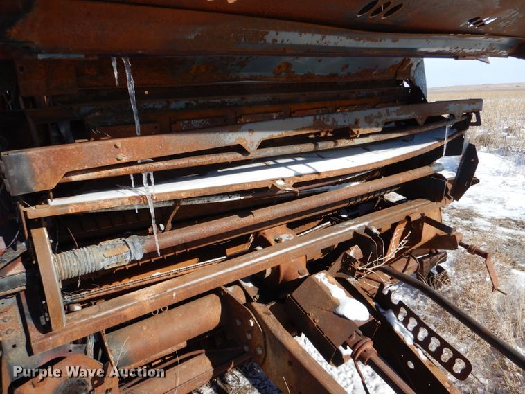 image for item IE9525 2014 New Holland RB560  round baler