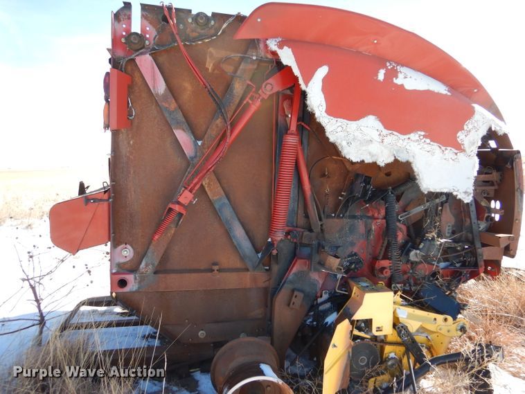 image for item IE9525 2014 New Holland RB560  round baler