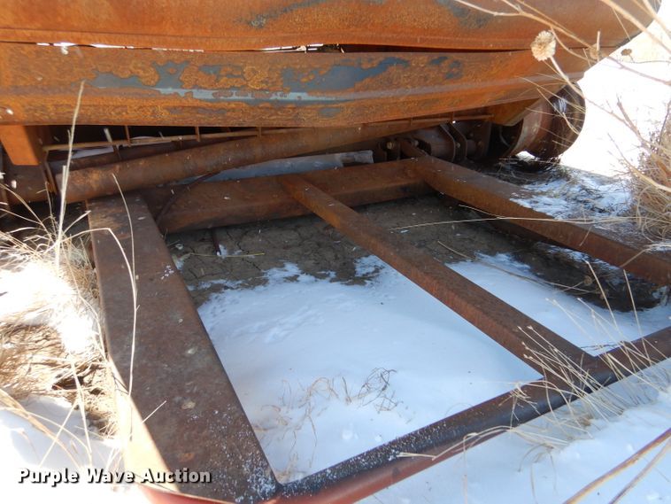 image for item IE9525 2014 New Holland RB560  round baler